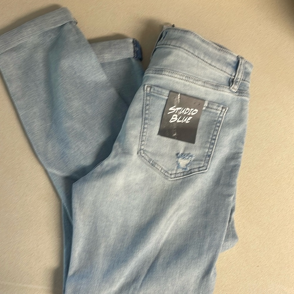 Studio Blue Jeans